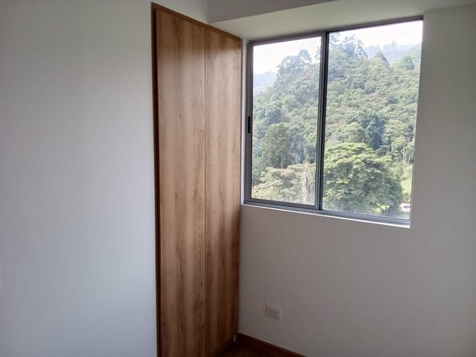 Apartamento de 2 alcobas en arriendo en Loma De San Jose, Sabaneta, 75 m² · foto 17 de 24