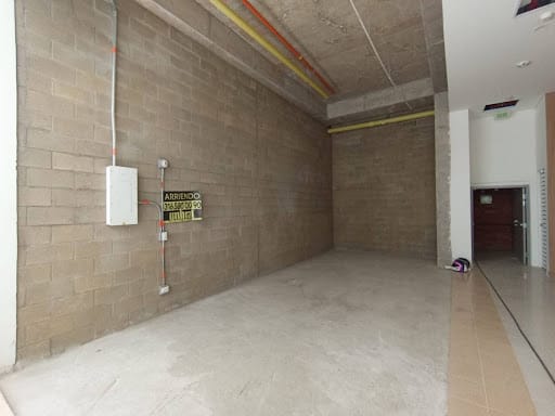 Local en arriendo en Santa Lucía, Medellín, 28 m² · foto 5 de 6