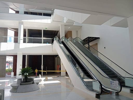 Local en arriendo en Santa Lucía, Medellín, 28 m² · foto 6 de 6