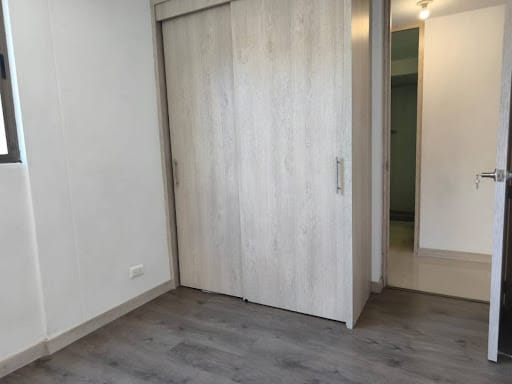 Apartamento de 3 alcobas en arriendo en Las Lomitas, Sabaneta, 73 m² · foto 12 de 17