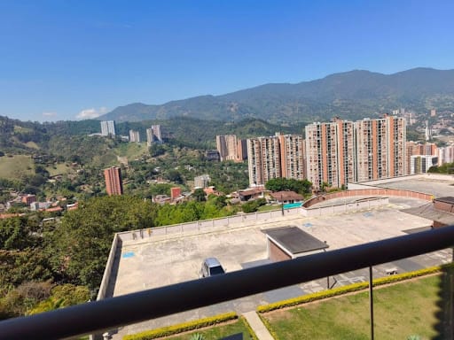 Apartamento de 3 alcobas en arriendo en Las Lomitas, Sabaneta, 73 m² · foto 15 de 17