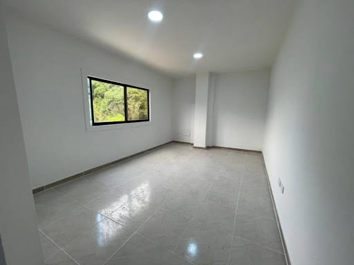 Bodega en arriendo en Cabecera San Antonio De Prado, Medellín, 320 m² · foto 7 de 13