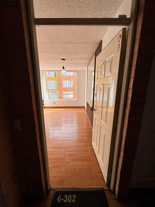 Apartamento de 2 alcobas en arriendo en Tuna Baja, Bogotá, 57 m² · foto 2 de 24