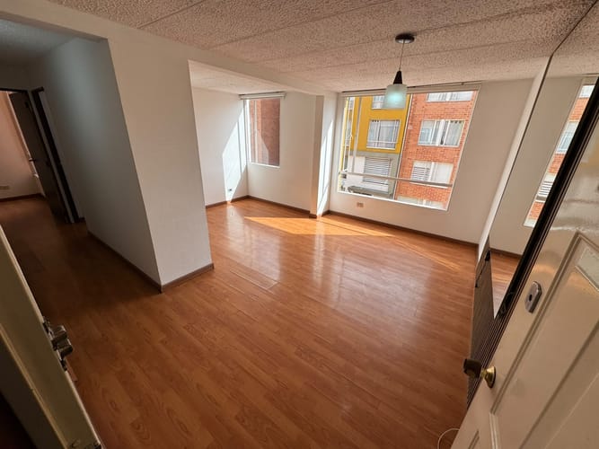 Apartamento de 2 alcobas en arriendo en Tuna Baja, Bogotá, 57 m² · foto 4 de 24