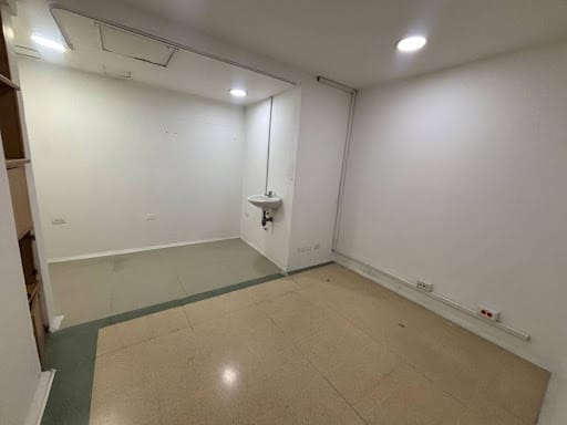 Consultorio en arriendo en Prado, Medellín, 31 m² · foto 4 de 9