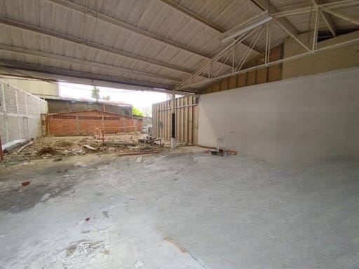 Local en arriendo en Llano Grande, Rionegro, 243 m² · foto 2 de 5
