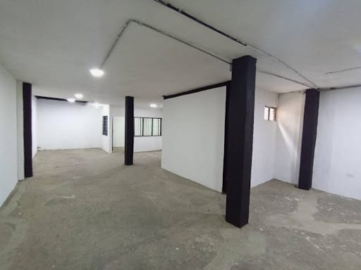 Bodega en arriendo en Trinidad, Medellín, 130 m² · foto 4 de 9