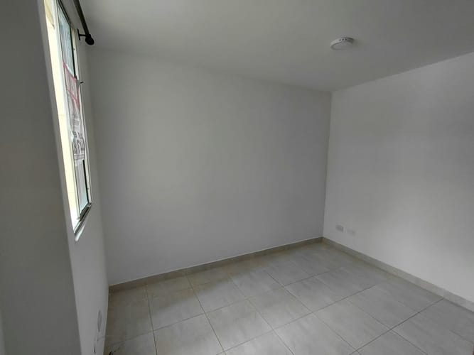 Apartamento de 2 alcobas en arriendo en Cabecera San Antonio De Prado, Medellín, 40 m² · foto 10 de 15