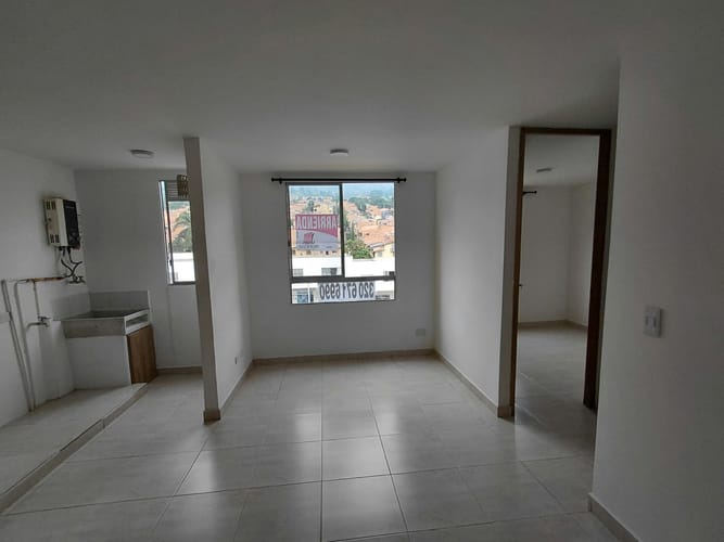 Apartamento de 2 alcobas en arriendo en Cabecera San Antonio De Prado, Medellín, 40 m² · foto 5 de 15