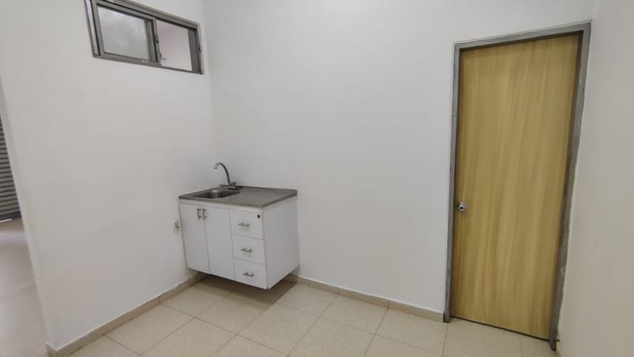 Local en arriendo en Atalaya, Cúcuta, 32 m² · foto 7 de 9
