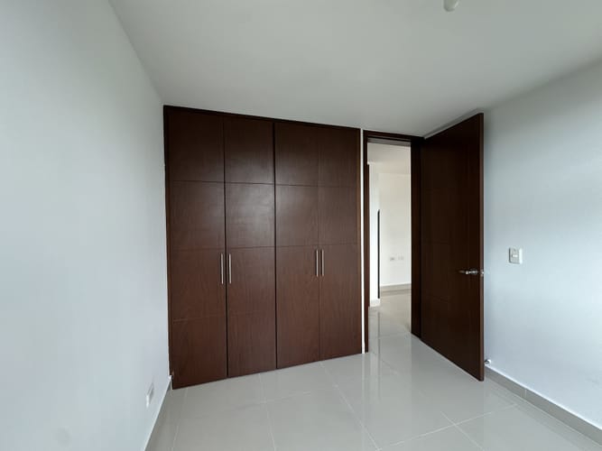 Apartamento de 2 alcobas en arriendo en Mediterrane, Floridablanca, 86 m² · foto 11 de 20