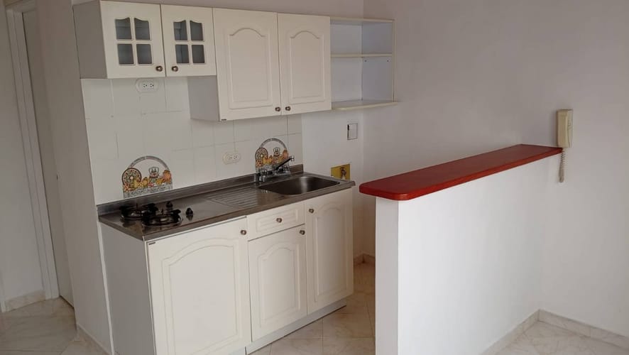 Apartaestudio en arriendo en La América, Medellín, 30 m² · foto 3 de 8