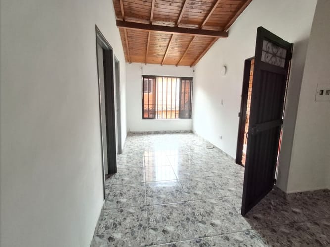 Casa de 3 alcobas en arriendo en San Agustin Suramerica, La Estrella, 60 m² · foto 14 de 18