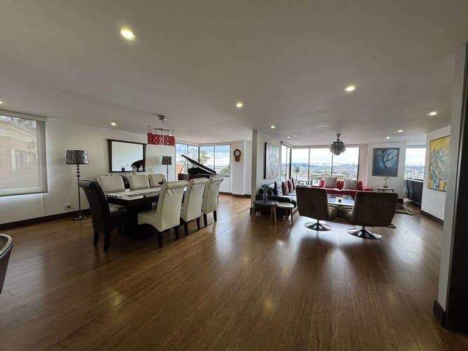 Apartamento de 3 alcobas en venta en Bosque De Pinos, Bogotá, 253 m² · foto 4 de 24