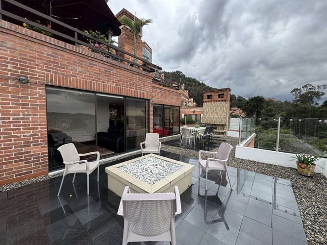Apartamento de 3 alcobas en venta en Bosque De Pinos, Bogotá, 253 m² · foto 10 de 24