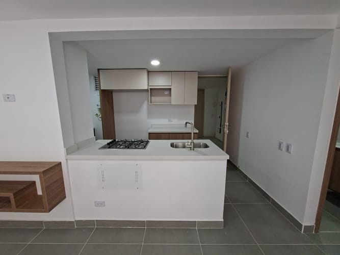 Apartamento de 3 alcobas en arriendo en Loma De San Jose, Sabaneta, 60 m² · foto 4 de 21