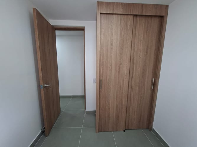 Apartamento de 3 alcobas en arriendo en Loma De San Jose, Sabaneta, 60 m² · foto 14 de 21