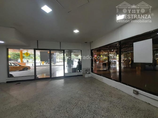 Local en arriendo en Caribe, Medellín, 58 m² · foto 3 de 13