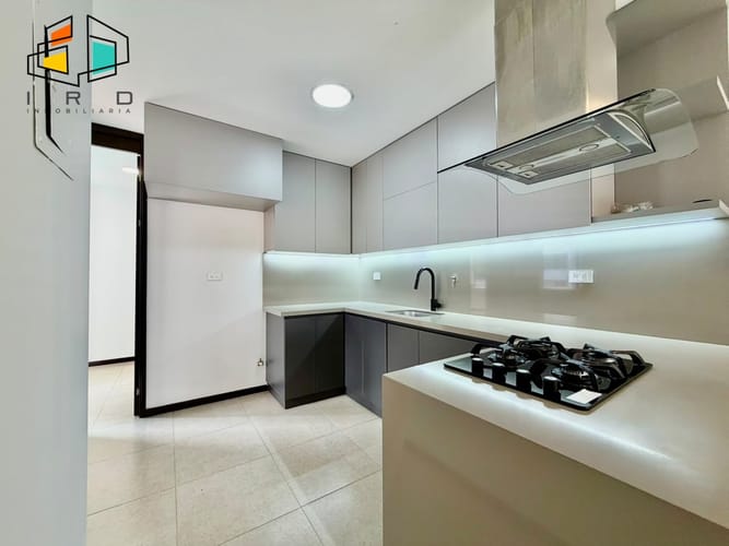Apartamento de 4 alcobas en arriendo en Lalinde, Medellín, 110 m² · foto 8 de 24