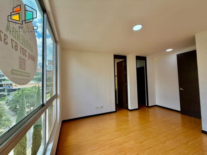Apartamento de 4 alcobas en arriendo en Lalinde, Medellín, 110 m² · foto 19 de 24