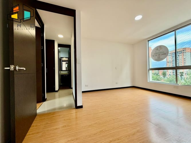 Apartamento de 4 alcobas en arriendo en Lalinde, Medellín, 110 m² · foto 22 de 24