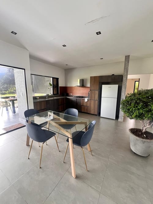 Casa de 4 alcobas en arriendo en Combia, Pereira, 320 m² · foto 3 de 6