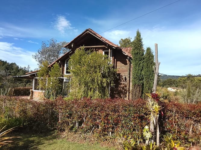 Casa de 3 alcobas en arriendo en Loma Del Chocho, Envigado, 170 m² · foto 13 de 13
