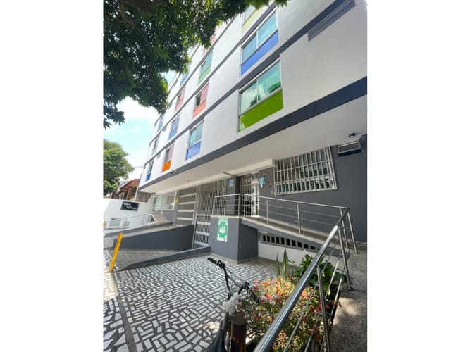 Apartaestudio en arriendo en El Refugio, Cali, 30 m² · foto 2 de 11