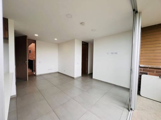 Apartamento de 3 alcobas en venta en La Ceja, 68 m² · foto 5 de 14
