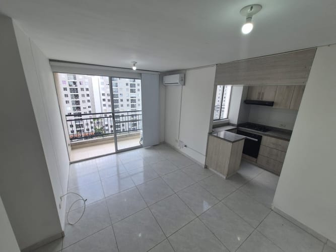 Apartamento de 3 alcobas en arriendo en Arroyohondo, Yumbo, 52 m² · foto 3 de 13