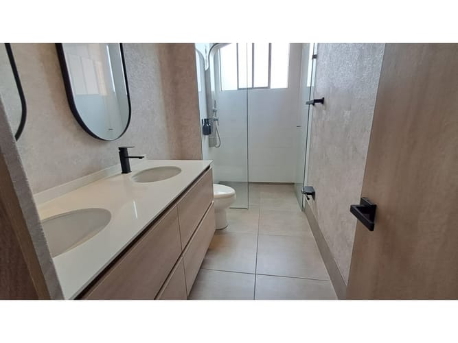 Apartamento de 3 alcobas en arriendo en El Poblado, Medellín, 125 m² · foto 9 de 16