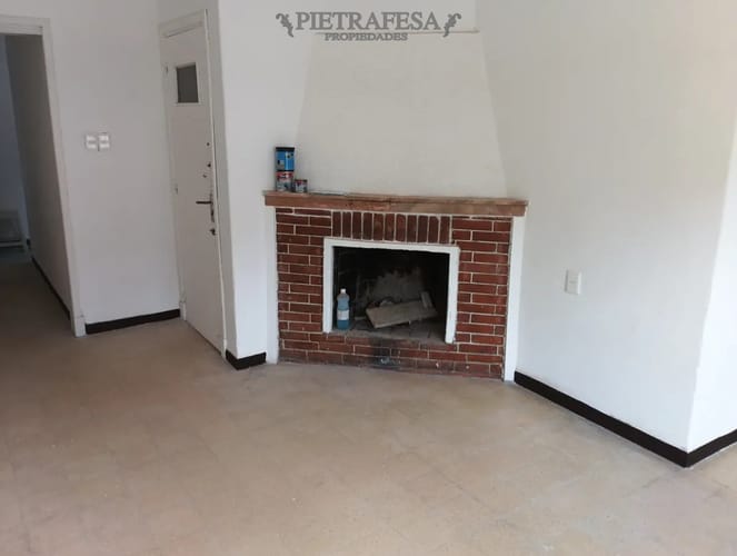 Apartamento en alquiler, 2 dormitorios, 1 baño, balcón. Sin gastos comunes. Reducto. · Foto 2