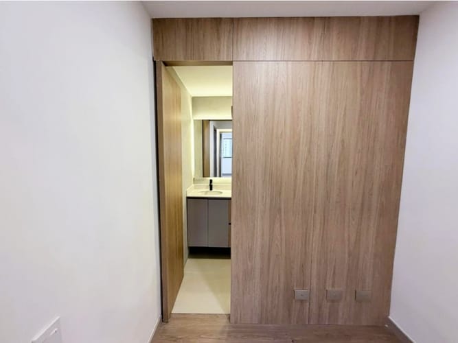 Apartamento de 3 alcobas en venta en Oviedo, Medellín, 135 m² · foto 14 de 24