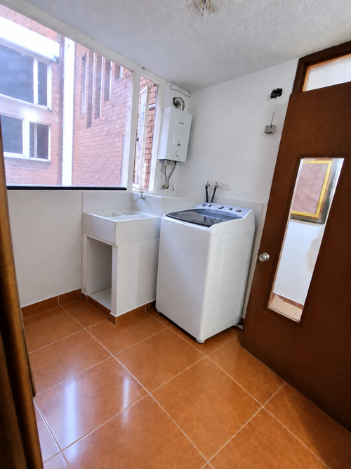 Apartamento de 3 alcobas en venta en Galerias, Bogotá, 100 m² · foto 5 de 10