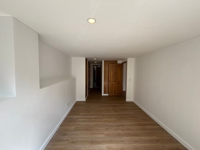 Apartamento de 3 alcobas en venta en Santa Barbara, Bogotá, 144 m² · foto 11 de 16