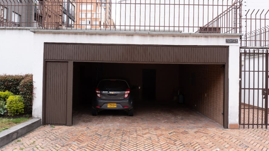 Casa de 7 alcobas en venta en Chico Norte, Bogotá, 520 m² · foto 4 de 24