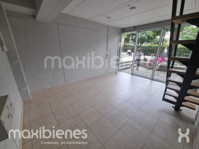 Local en arriendo en Los Alcazares, Sabaneta, 43 m² · foto 6 de 6