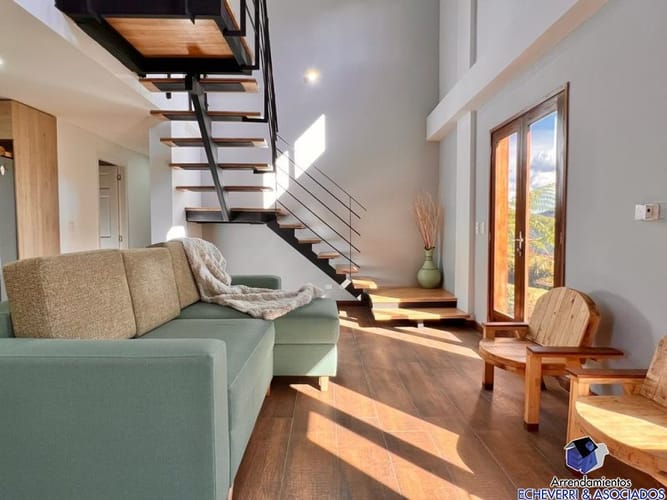 Casa de 3 alcobas en arriendo en Loma Del Escobero, Envigado, 210 m² · foto 12 de 13
