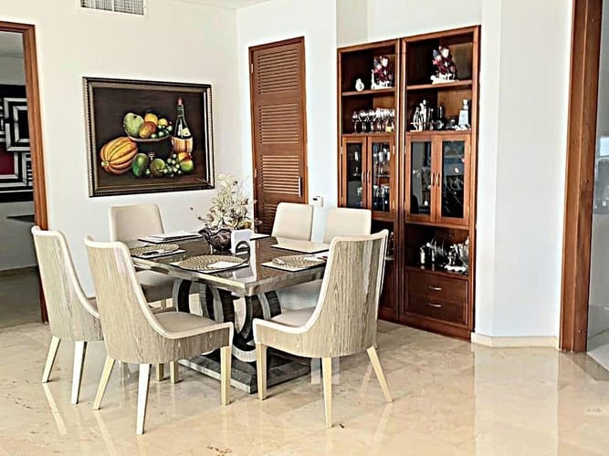 Apartamento de 4 alcobas en venta en Manga, Cartagena, 212 m² · foto 5 de 16