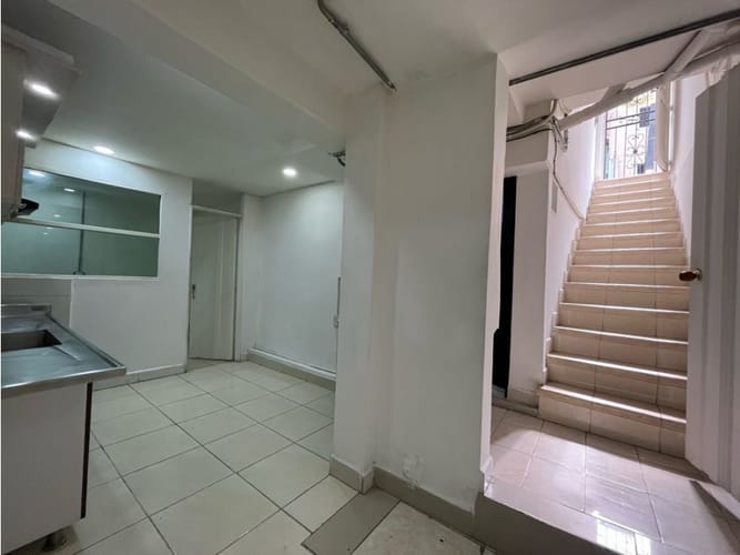 Apartamento de 3 alcobas en arriendo en San Diego, Medellín, 50 m² · foto 2 de 15