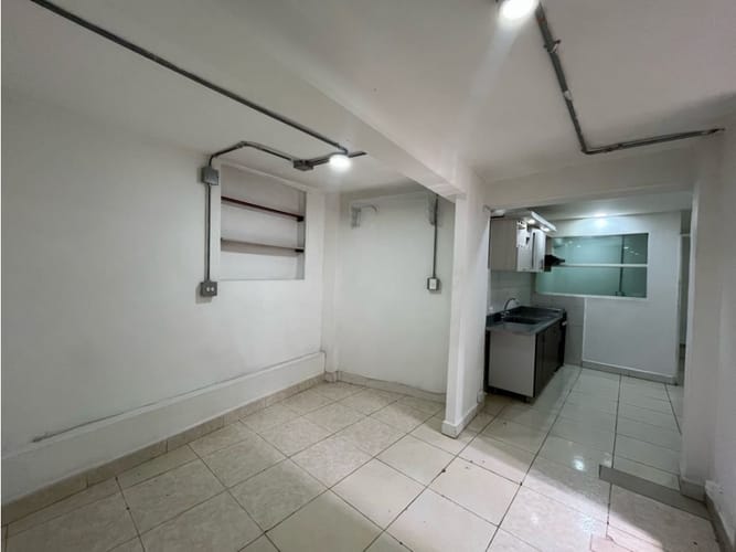 Apartamento de 3 alcobas en arriendo en San Diego, Medellín, 50 m² · foto 3 de 15