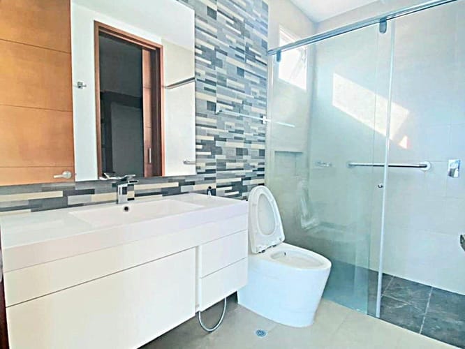 Apartamento de 4 alcobas en venta en Manga, Cartagena, 212 m² · foto 11 de 16