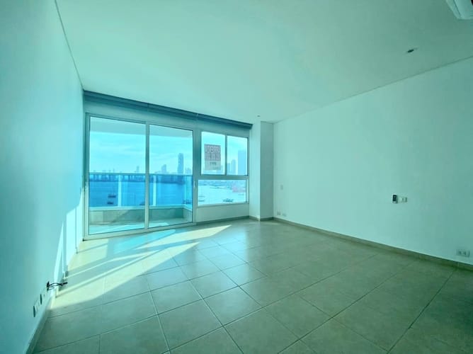 Apartamento de 4 alcobas en venta en Manga, Cartagena, 212 m² · foto 14 de 16