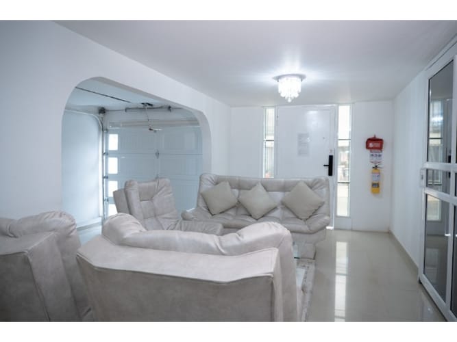 Casa de 6 alcobas en venta en Los Corales, Pereira, 240 m² · foto 17 de 21