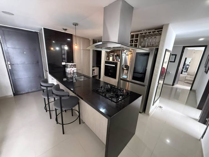 Apartamento de 3 alcobas en venta en Nuevo Sotomayor, Bucaramanga, 114 m² · foto 3 de 17
