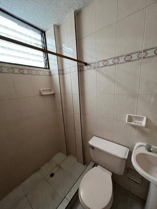 Apartamento de 2 alcobas en arriendo en Prados De Oriente, Cali, 60 m² · foto 10 de 10