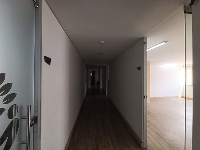 Oficina en arriendo en Guayaquil, Medellín, 30 m² · foto 2 de 11