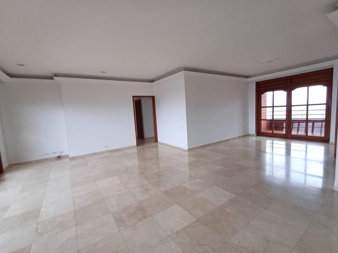 Apartamento de 3 alcobas en venta en Ciudad Jardin, Cali, 190 m² · foto 4 de 22