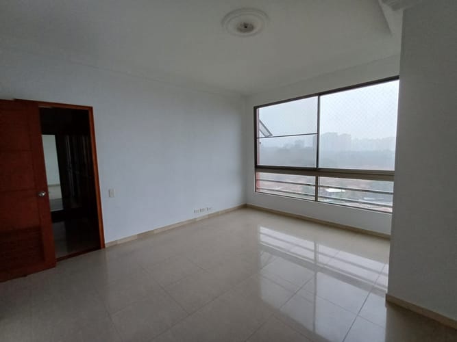 Apartamento de 3 alcobas en venta en Ciudad Jardin, Cali, 190 m² · foto 9 de 22