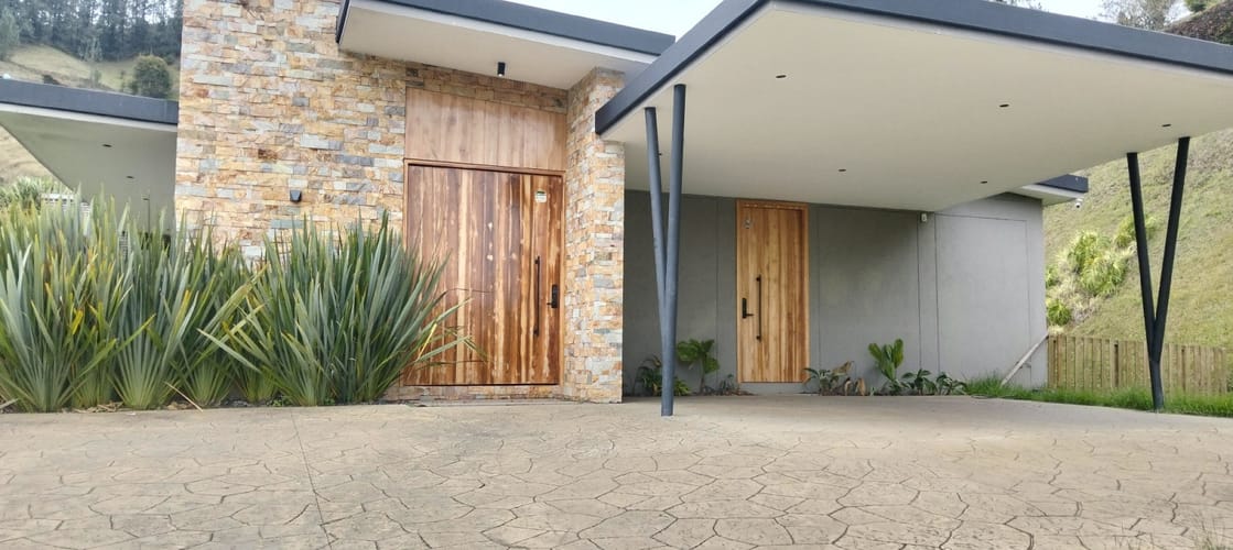 Casa de 3 alcobas en arriendo en El Chuscal, El Retiro, 350 m² · foto 2 de 24